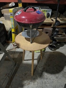 Grill & Table