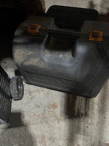 2 tool cases