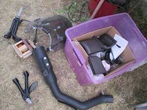 lot 113 image: Honda motorcycle parts and accessor...
