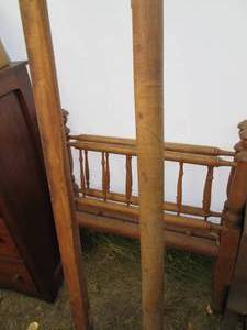 lot 138 image: Hardwood twin size bedframe...