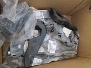 lot 144 image: Torsion bar keys and misc automotiv...