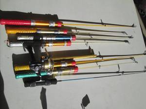lot 170 image: Lot of ice fishing rods...