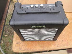 lot 15 image: Kustom KGA10 10w guitar amplifier...