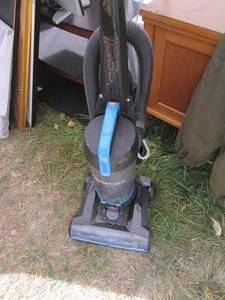lot 48 image: Bissell power force helix vacuum cl...