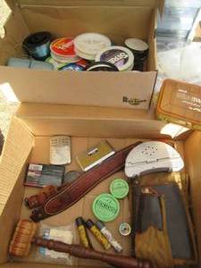 lot 64 image: Vintage coated lens pop up binocula...