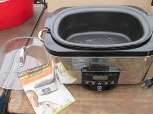 lot 82 image: Wolfgang Puck gourmet versa cooler ...