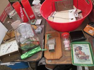 lot 83 image: Vintage Cookie cutters, sewing need...
