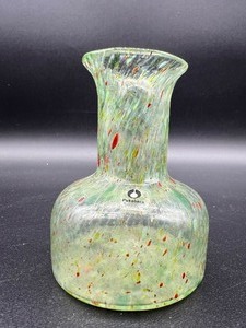 lot 63 image: PUKEBERG Art Glass Specimen Vase - Speckled - with the Original Label