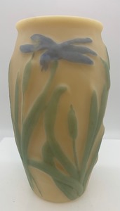 lot 47 image: Beautiful Antique REUBEN HALEY Cattail and Dragonfly Vase