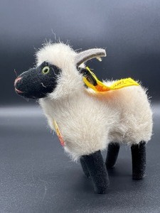 lot 149 image: STEIFF Mohair - Snucki - Ram Sheep