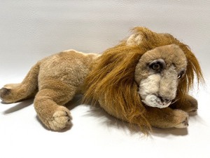 lot 182 image: RUSS - YOMIKO Plush Lion