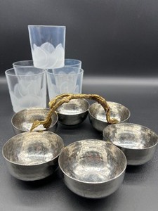lot 247 image: Hammered Stainless Steel with Golden Vine Server and 5 DURAND Florence Glasses
