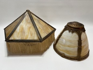 lot 160 image: Vintage SLAG GLASS Lamp Shades