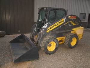 2015 New Holland L228 Skid Steer