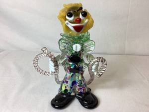 lot 77 image: Murano Glass Clown Holding Rope
