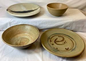 lot 99 image: Pottery Collection of Large Bowls and Accent Trays