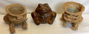 lot 134 image: Vintage Wicker Frog Planters and Mexican Pottery Frog Planter