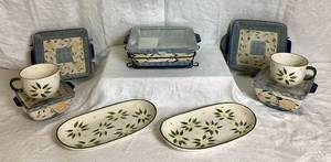 lot 103 image: Tempations Ovenware Set of 5 and Temptations Soup & Salad Sets