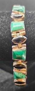 lot 20 image: Vintage Mexican TC-264950 Silver Malachite and Onyx Bracelet