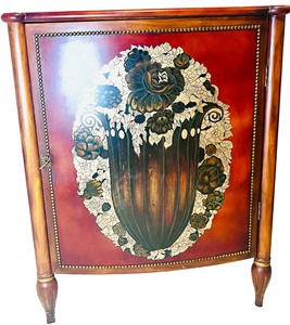 lot 40 image: Vietnamese Hand Painted Cupboard