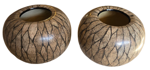 lot 47 image: Eggshell Inlay Vases Duo