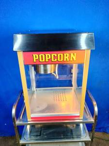 Benchmark USA 11080 Street Vendor 8 oz. Red Popcorn Machine - 120V, 1430W