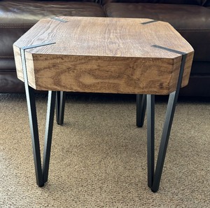 lot 17 image: Hillenbrand Contemporary Farmhouse Style Accent Table
