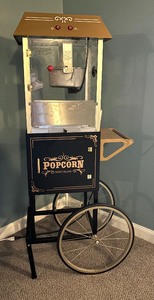 lot 8A image: Awesome Nostalgia Popcorn Popper with Cart