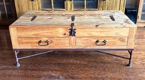 lot 31A image: Rustic Style Hinged Coffee Table