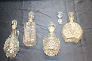 lot 10 image: Group of 5 Vintage Glass Decanters and Stopper