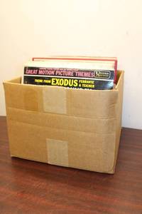 lot 15 image: Mixed Collection of Vintage Vinyl Records - Country & Pop Hits