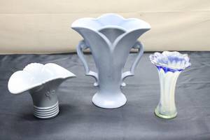 lot 36 image: Set of 3 Vintage Vases - Blue Ceramic and Glass