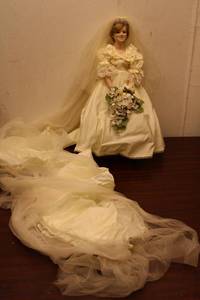 lot 62 image: The Princess Diana Bride Doll - The Royal Wedding Edition