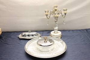 lot 66 image: Set of 3 Vintage Serving Dishes and Candelabra - Elegant Silver Plated and Glass