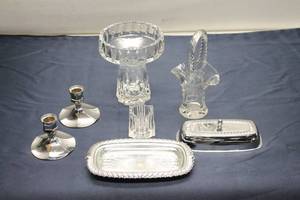 lot 76 image: Assorted Vintage Crystal and Silver Plated Items - Elegant Home Decor Collection