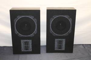 lot 92 image: Pair of Vintage Speakers Model No. 132.91942 - Used Condition