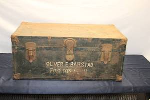 lot 98 image: Antique Green Steamer Trunk - Oliver E. Barstad, Fosston, MN
