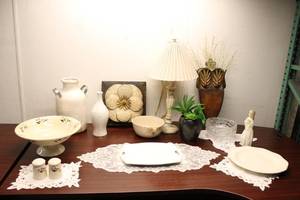 lot 117 image: Collection of Vintage Home Decor Items - Including Bowls, Vases, and Decorative Accessories