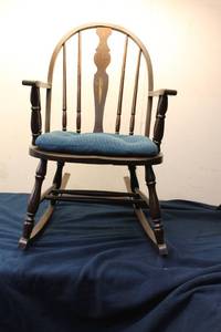 lot 130 image: Vintage Wooden Rocking Chair with Blue Upholstered Seat
