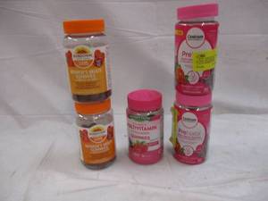 q2- 2 60 count womens multi gummies...