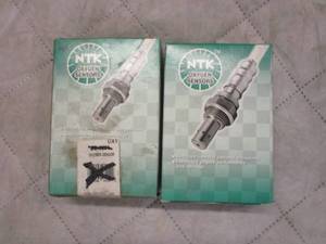 v2- 2 oxygen sensors 23114...