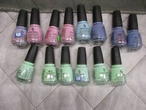 w1- 14 0.5 nail polishlaquer. Colo...