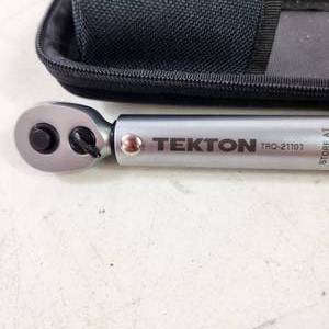 Tekton TRQ-21101 Torque Wrench With Zipper Case Excellent Condition