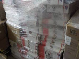 Pallet of Car Quest air Auto Filter...