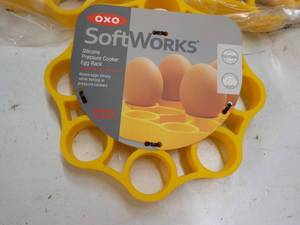 3 ct OXO Softworks Silicone Pressur...