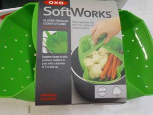 4 ct OXO Softworks Silicone Pressur...