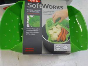 4 ct OXO Softworks Silicone Pressur...