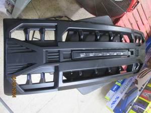 lot 6 image: grill kit for veichle with led ligh...