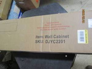 lot 20 image: Entryway Wall Mounted Coat Rack