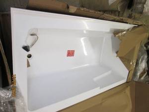 lot 21 image: bathtub with apron 72 inch x 36...